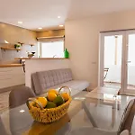 B38 - Tamar & Patio Apartmán