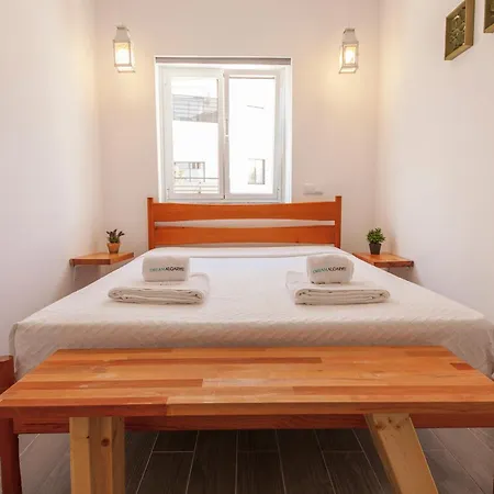 B38 - Tamar & Patio Apartment *