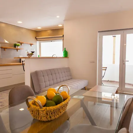 B38 - Tamar & Patio Lejlighed